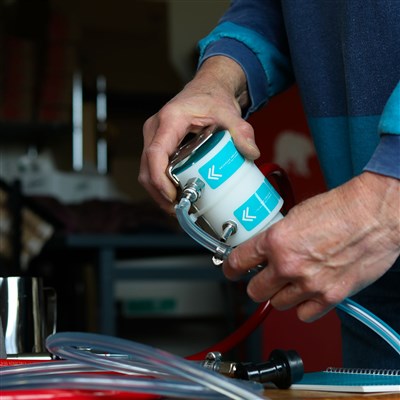 Headmaster Nitrogen Infusion System for Creamy Cold Brew with a Long Lasting Cascade (Alternate View 3)