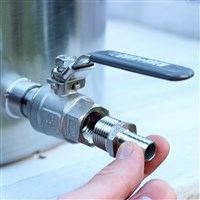 1/2" NPT to 1/2" Barb (Alternate View 3)